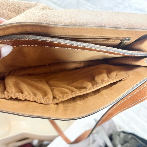 Patricia Nash floral leather crossbody - Picture 9 of 9